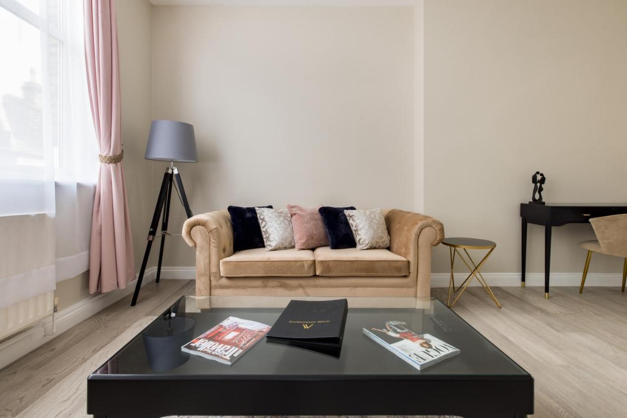 Avari Apartments - Hatton Collection ลอนดอน ภายนอก รูปภาพ