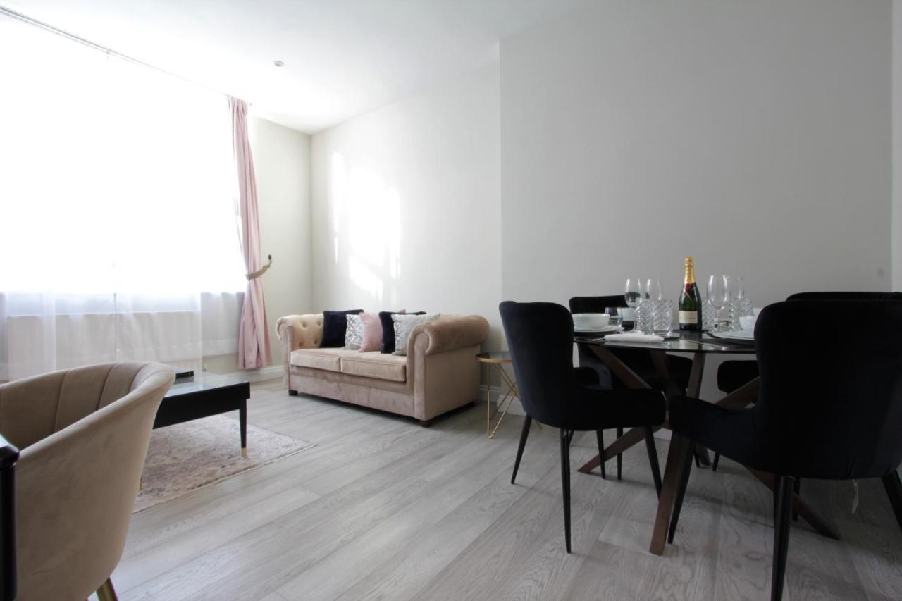 Avari Apartments - Hatton Collection ลอนดอน ภายนอก รูปภาพ
