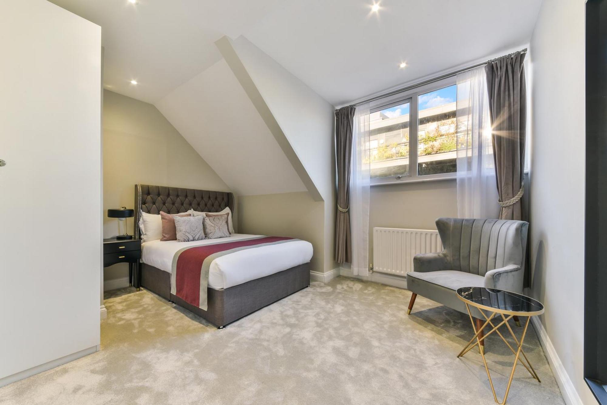 Avari Apartments - Hatton Collection ลอนดอน ภายนอก รูปภาพ